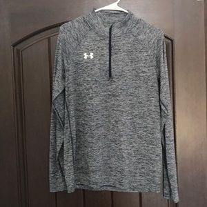 Under armpit running shirt!